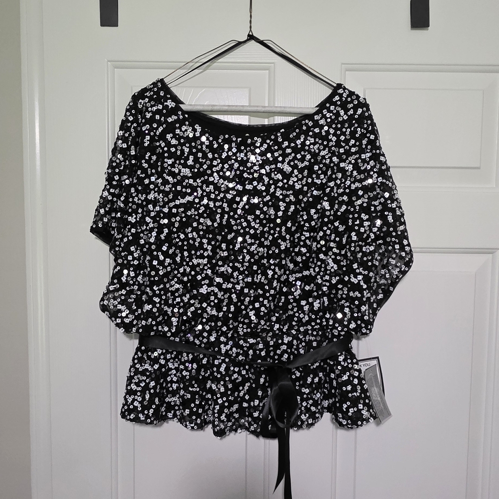 Black and White Sequin Women's Top Alex Evenings